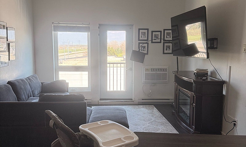  2 Bedroom, 2 Bathro...