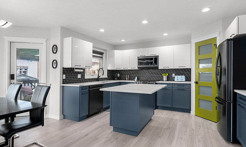 Gorgeous Renovated A...