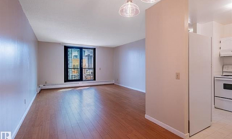 Downtown Living At A...