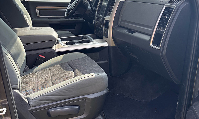2016 Dodge Ram 3500 ...