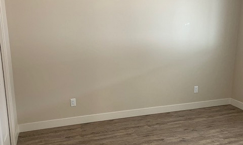 1 Bed 1 Bath Suite F...