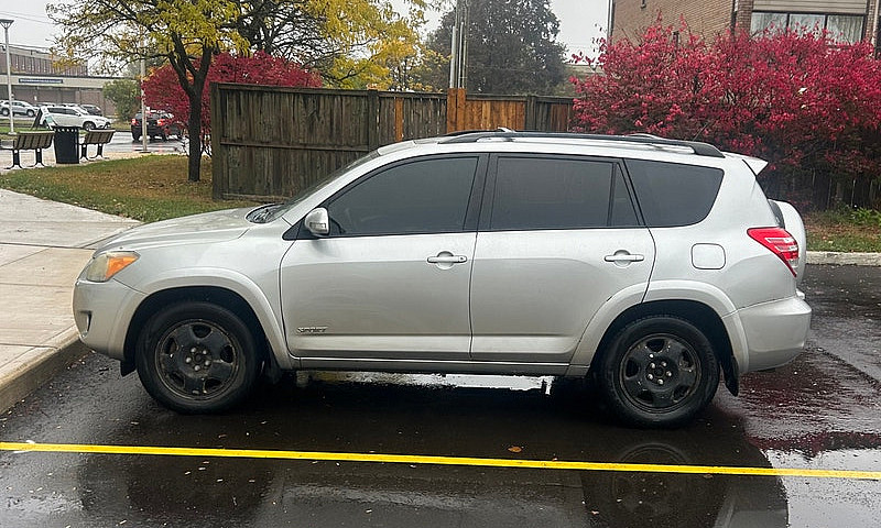 2011 Toyota Rav 4 Aw...