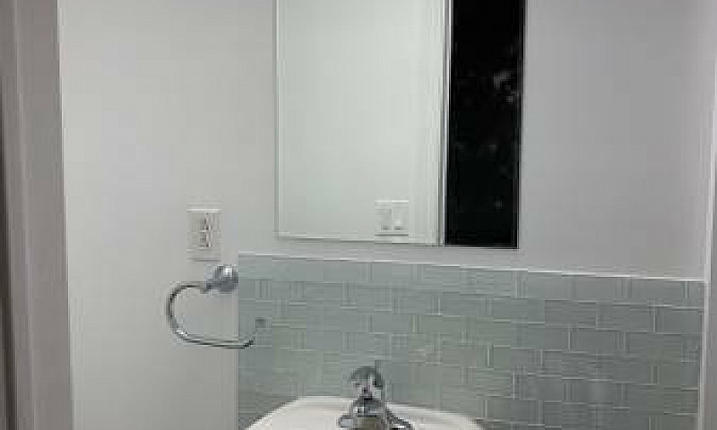 Bachelor Apartment N...