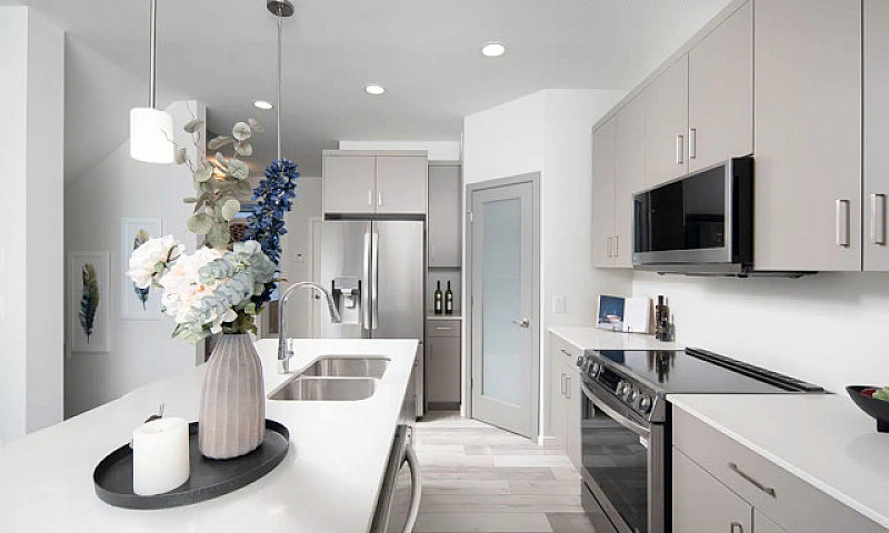 New Lakefront With W...