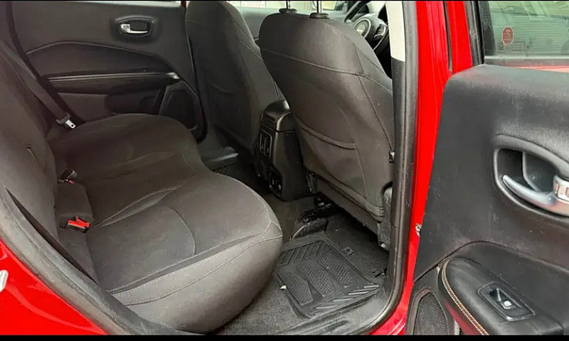 2019 Jeep Compass...