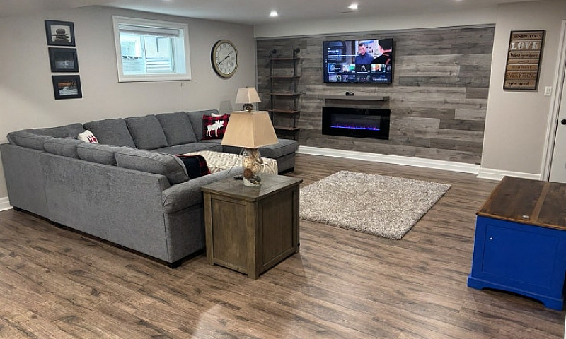 Furnished Lower Leve...