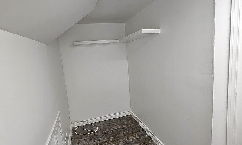 3Bed 1Bath -Basment ...