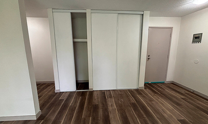 Affordable 2-Bed Con...