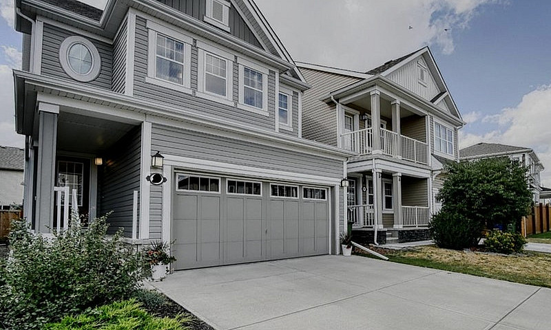 3 Beds 2.5 Baths Ent...