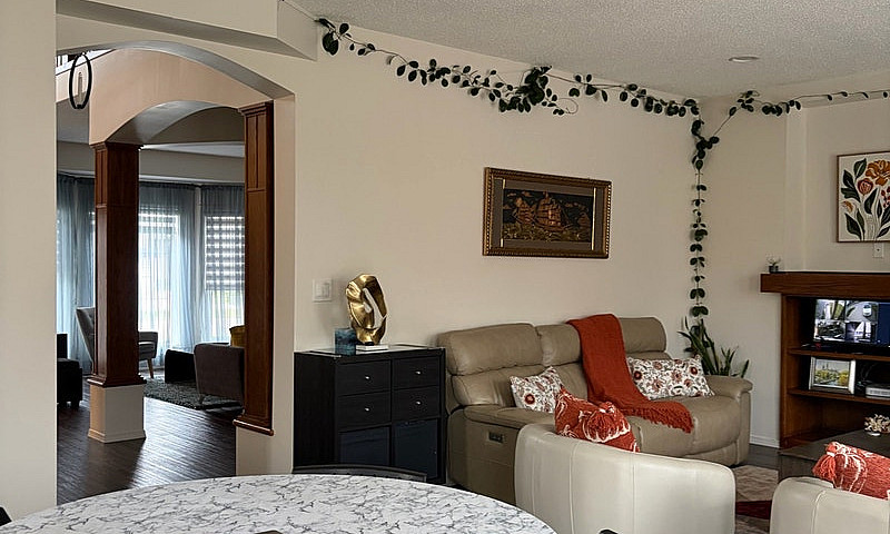 House For Sale In Am...