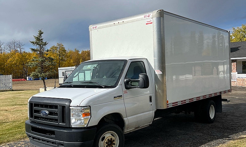 2024 Ford E-450 Supe...