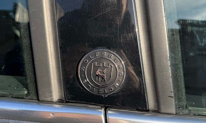 2017 Volkswagen Jett...