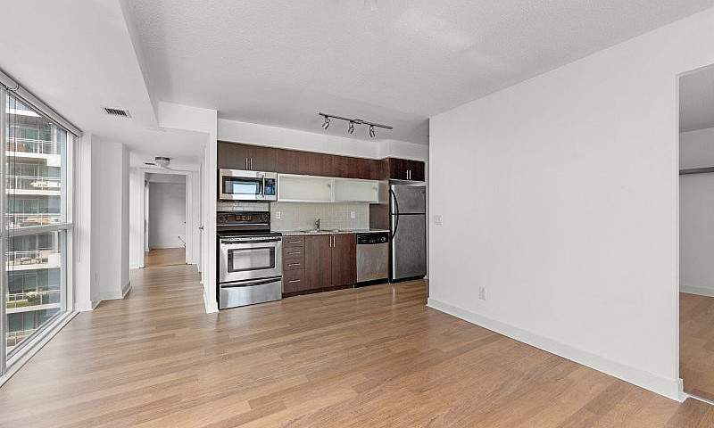2 Bed 1 Bath Condo I...