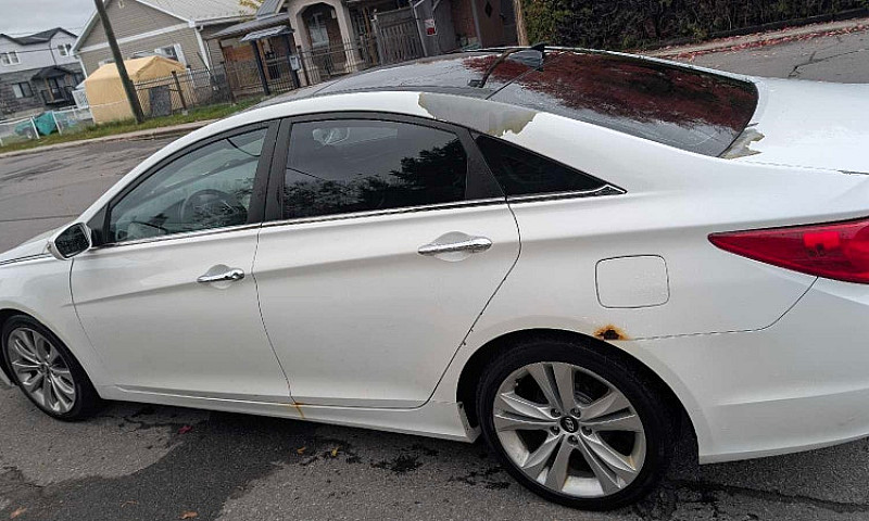 2013 Hyundai Sonata...