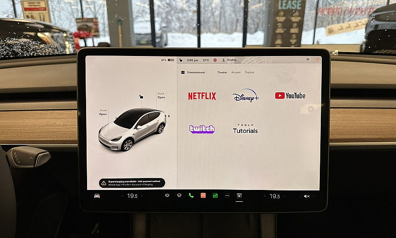 2022 Tesla Model Y...