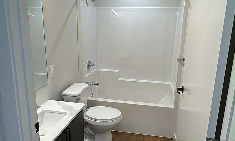 Share Room For Rent ...