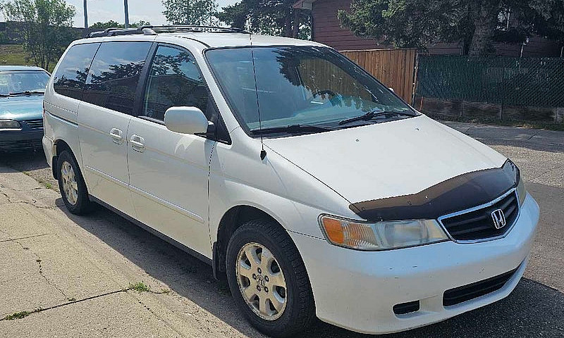 2002 Honda Odyssey...