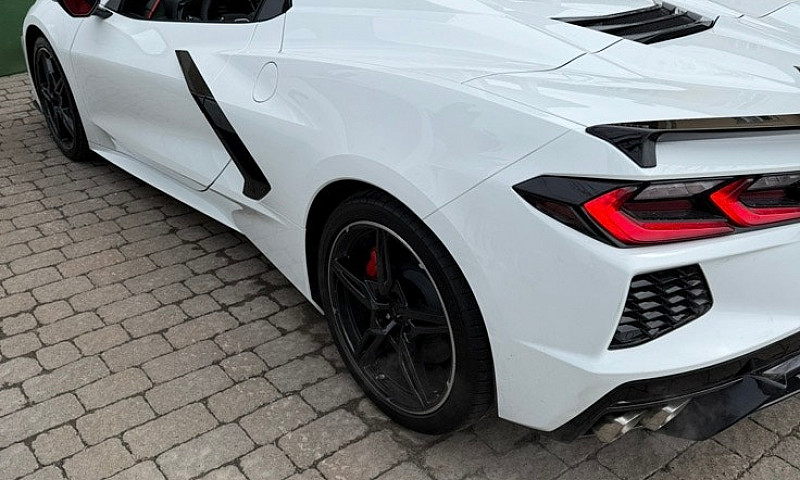 2025 Corvette Stingr...