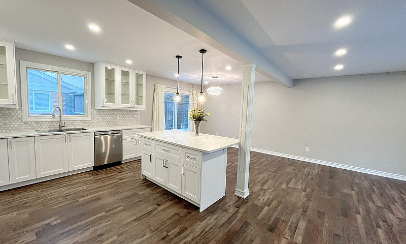 5 Beds 3 Baths House...