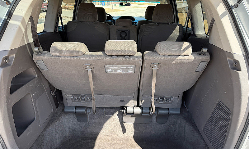 2011 Honda Odyssey *...