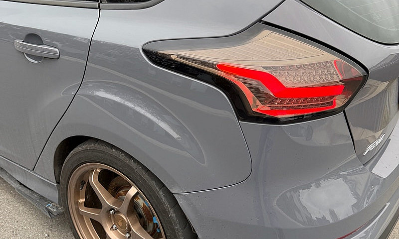 2017 Ford Focus Rs...