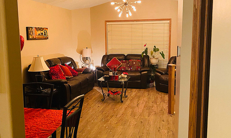 5 Bedrooms 2 Bath Ho...