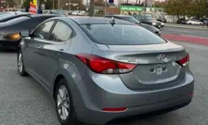 2016 Hyundai Elantra...