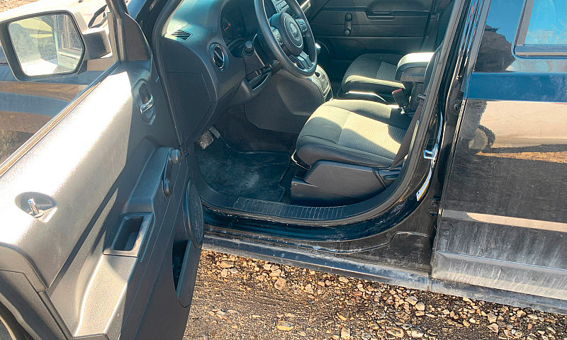 2015 Jeep Patriot Aw...