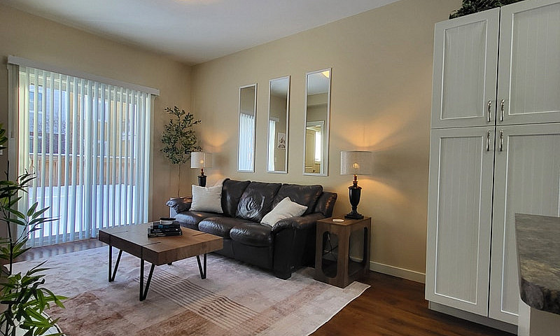 Fully Furnished 2 Be...