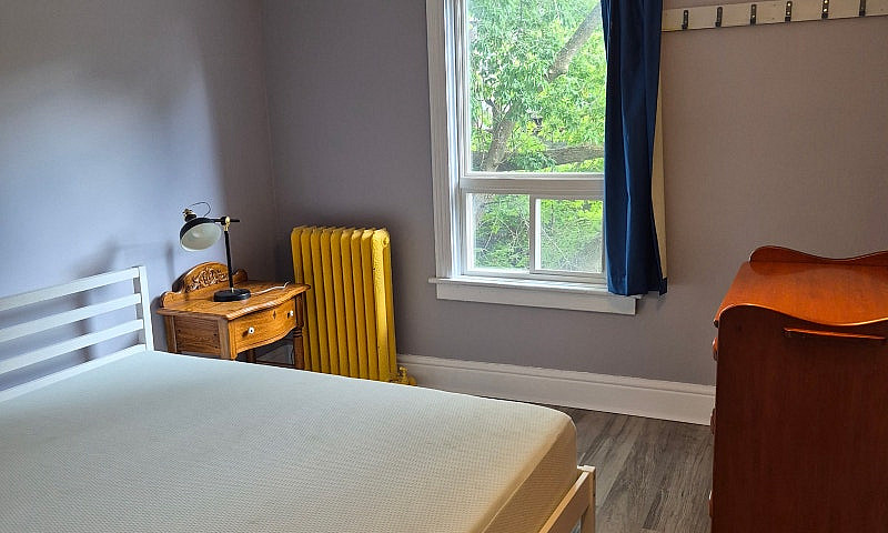 Student Housing - Fo...