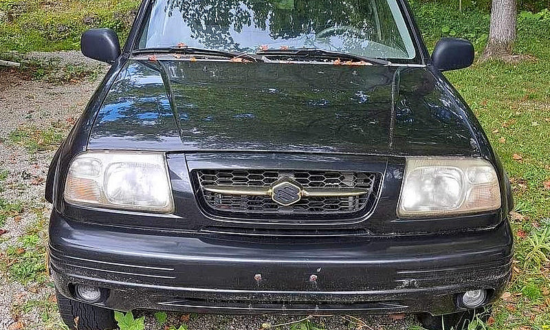 2000 Suzuki Grand Vi...