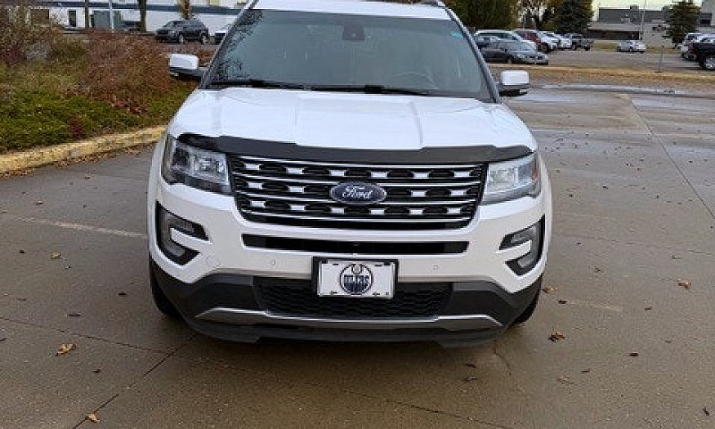 2017 Ford Explorer L...