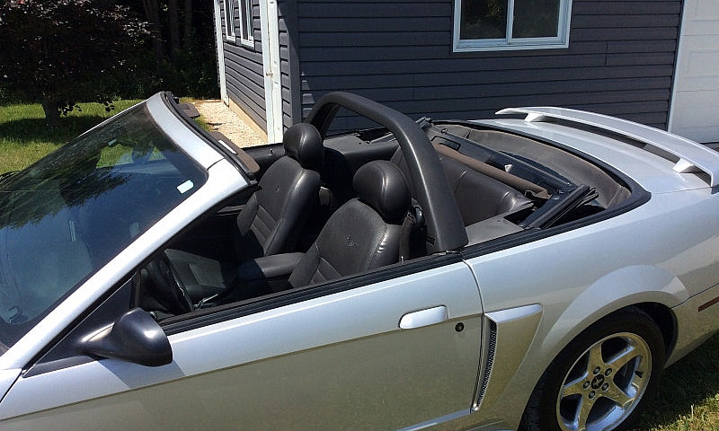 2003 Ford Mustang Gt...