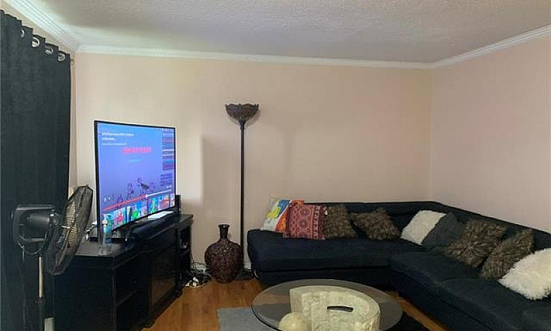 4 Bedroom House For ...