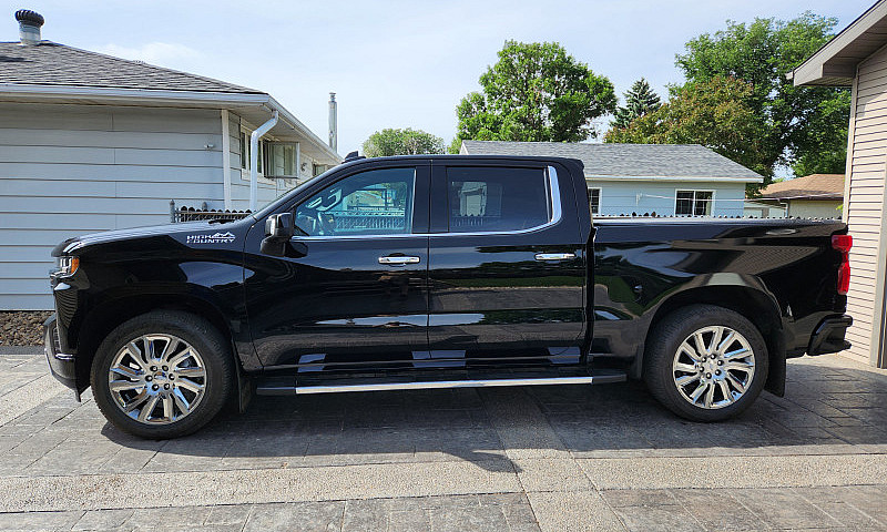 2021 Chevrolet Slive...