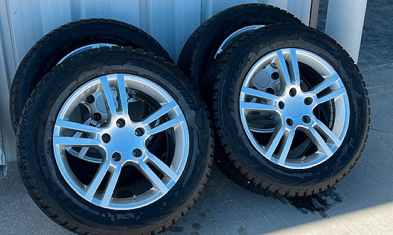 2011 Porsche Cayenne...
