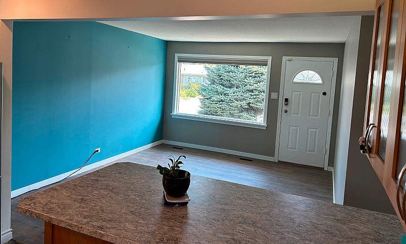 3 Bedroom Upstairs O...