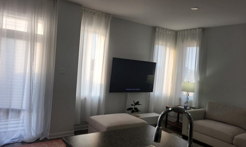 3 Bedroom End Unit T...