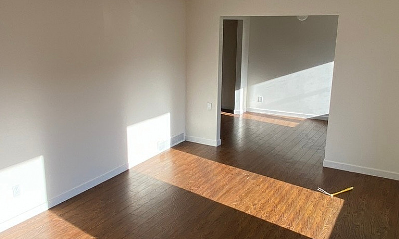 5-Bed Executive Hous...