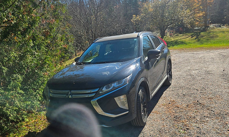 2019 Mitsubishi Ecli...