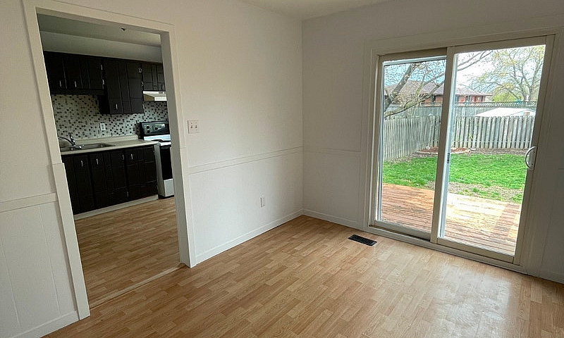 3 Bdrm Semi-Detached...