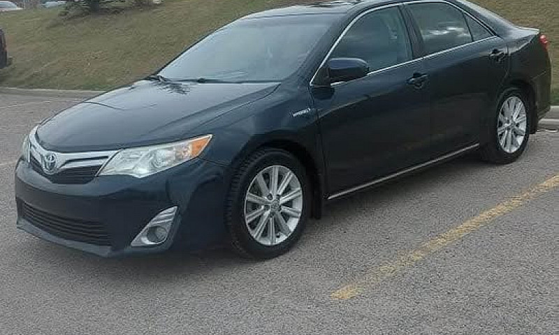 2013 Toyota Camry Le...