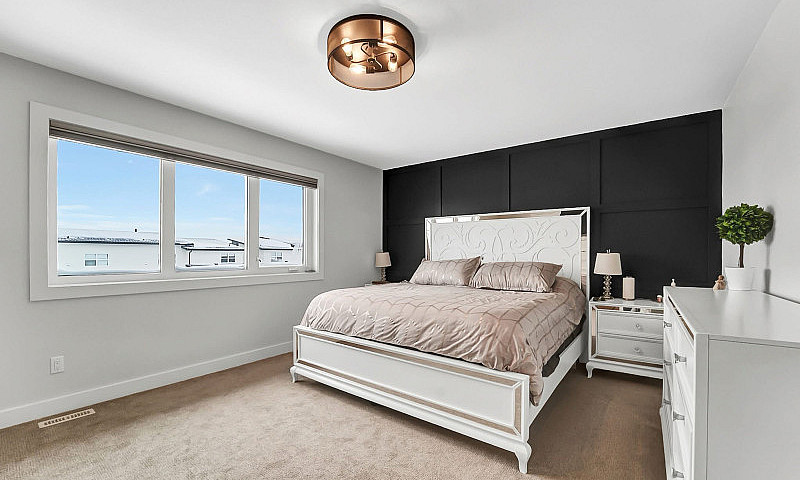 Home For Sale (Brigh...