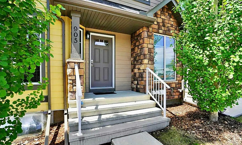 Townhouse For Rent -...
