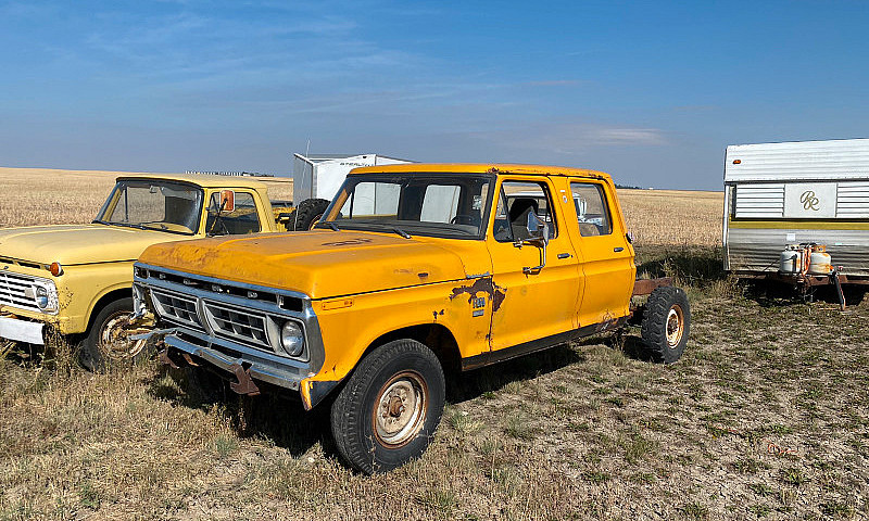 1976 Ford F-250 Crew...