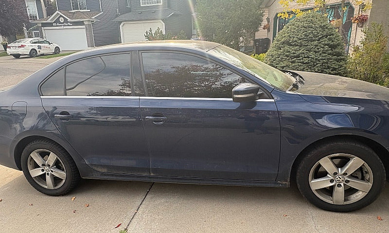 2014 Volkswagen Jett...