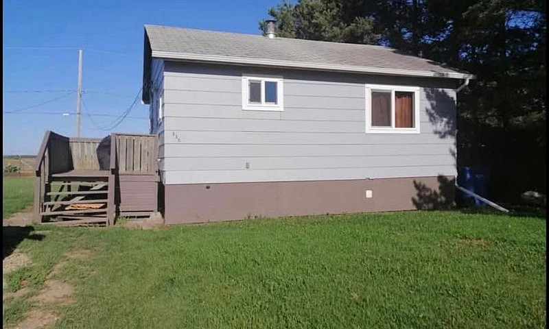 Small 2 Bedroom Hous...