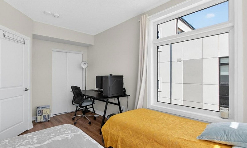 Bright 2 Bed 2 Bath ...