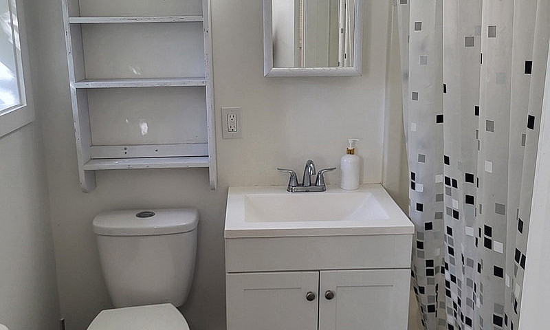 1 Bedroom Suite For ...