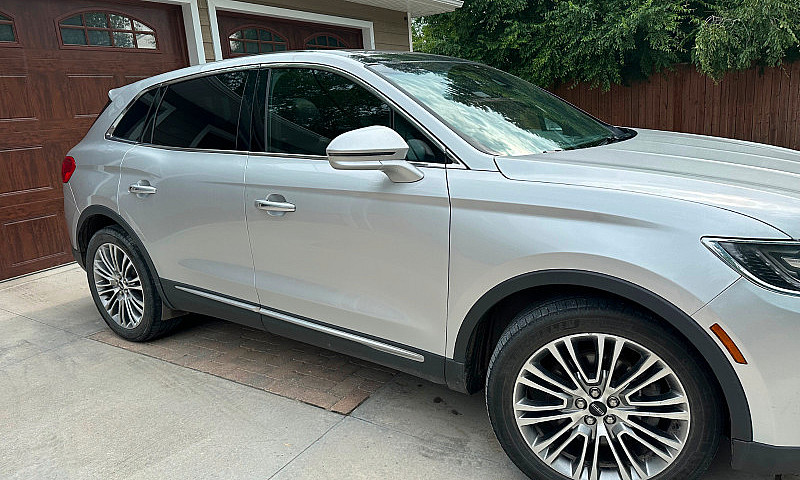 2016 Lincoln Mkx Res...